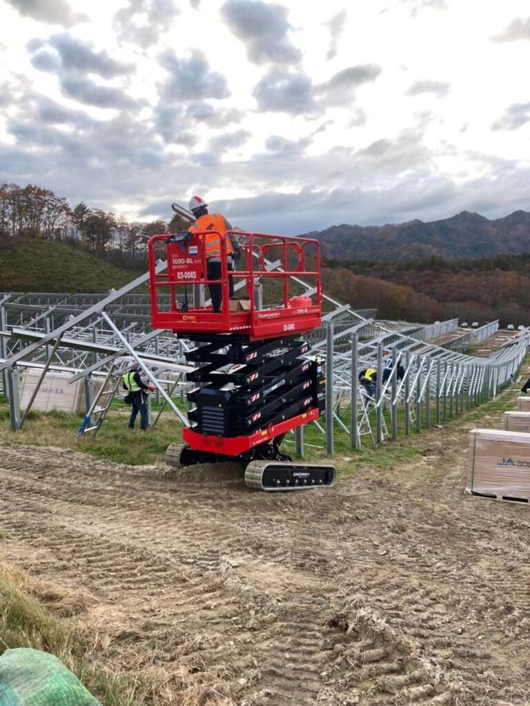 傾斜地用シザースリフト　BIBI1090デュアルタイプ